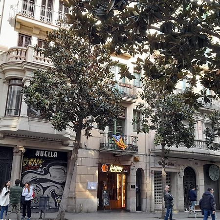 La Casa De Laura Nisia B&B Barcelona Kültér fotó